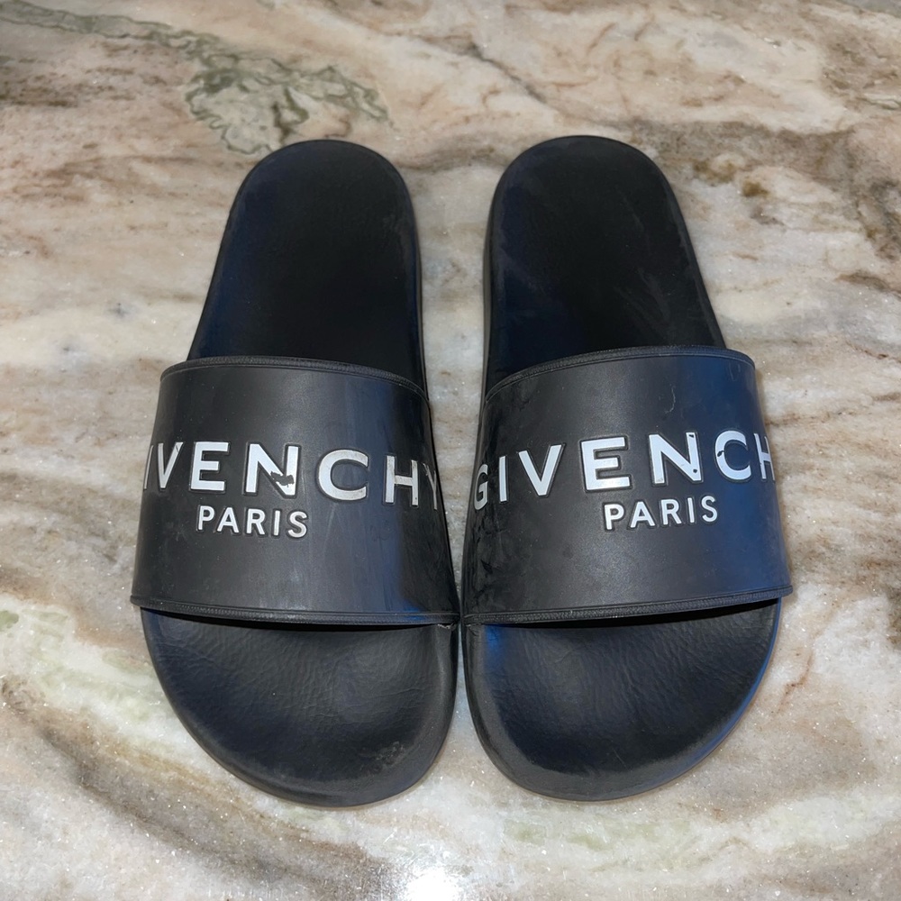 Givenchy Rubber Slides